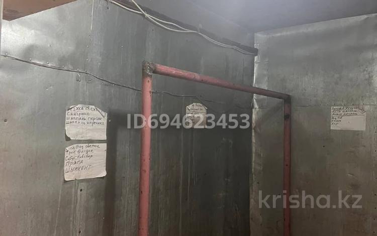 Магазины и бутики · 60 м² за 240 000 ₸ в Караганде, Алихана Бокейханова р-н — фото 2