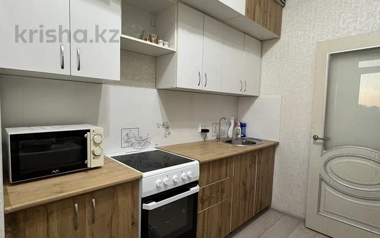 2 комнаты · 45 м² · 17/20 этаж, Туркестан 14 А за 100 000 ₸ в Астане, Есильский р-н — фото 4