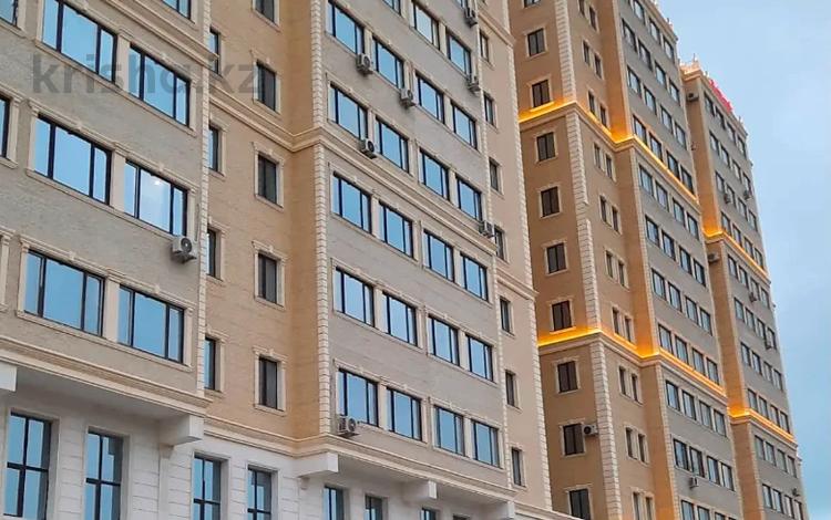 2-комнатная квартира · 73 м² · 11/12 этаж, 17-й мкр 113 за 18.8 млн ₸ в Актау — фото 3