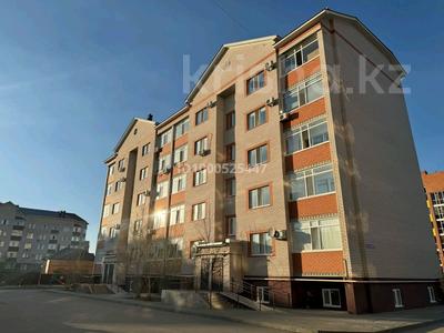 2-комнатная квартира · 67.4 м² · 3/5 этаж, мкр. Алтын орда, Мкр. Алтын Орда Халель Досмухамбетулы 7Д за 23.5 млн 〒 в Актобе