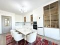 4-комнатная квартира · 166 м² · 2/20 этаж, Бухар жырау 26 — Вид на Ботанический сад за 209 млн ₸ в Астане, Есильский р-н — фото 17