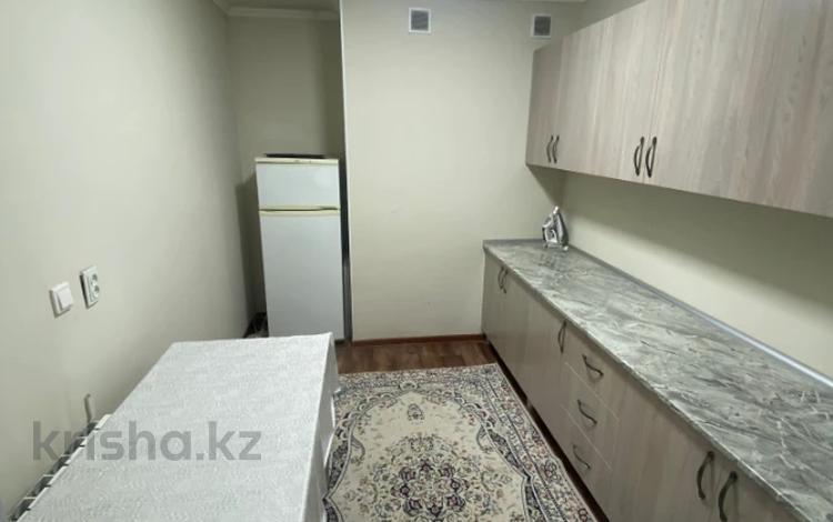 2-бөлмелі пәтер · 60 м² · 5/5 қабат, 11-шағынаудан, Алимбетова 205 — Риэлтор 11-й микрорайон, бағасы: 150 000 ₸ в Шымкенте, Енбекшинский р-н — фото 2