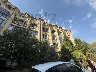 4-комнатная квартира · 204.7 м² · 2/4 этаж, мкр Сулусай, Омаровой 23 за 165 млн ₸ в Алматы, Медеуский р-н
