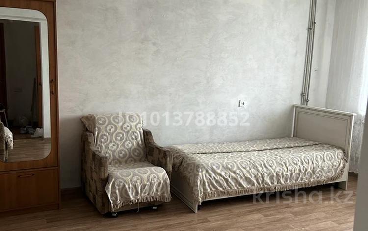 1-бөлмелі пәтер · 32 м² · 4/5 қабат, Саина 12 — ул. Толе Би угол ул. Саина, бағасы: 240 000 ₸ в Алматы, Ауэзовский р-н — фото 2