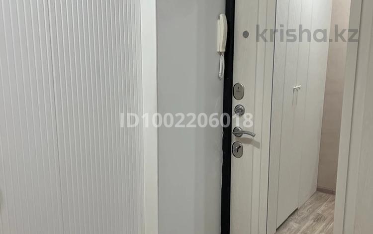 1-комнатная квартира · 36 м² · 8/9 этаж, мкр Юго-Восток, 27й микрорайон 14/2 — Язева и Карбышева за 14.3 млн ₸ в Караганде, Казыбек би р-н — фото 2