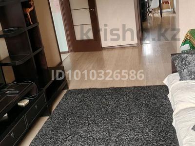 3-комнатная квартира · 70 м² · 2/5 этаж, Жандосова — Розыбакиева за 370 000 ₸ в Алматы, Бостандыкский р-н