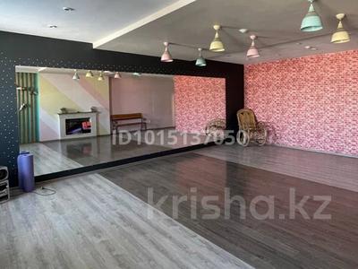 Азс, автосервисы и автомойки · 54 м² за 2 500 ₸ в Караганде, Алихана Бокейханова р-н