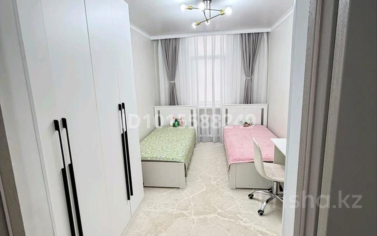 3-комнатная квартира · 72.8 м² · 1/2 этаж, мкр Геолог, Ануарбек Аккулов 43 за 19 млн ₸ в Атырау — фото 2