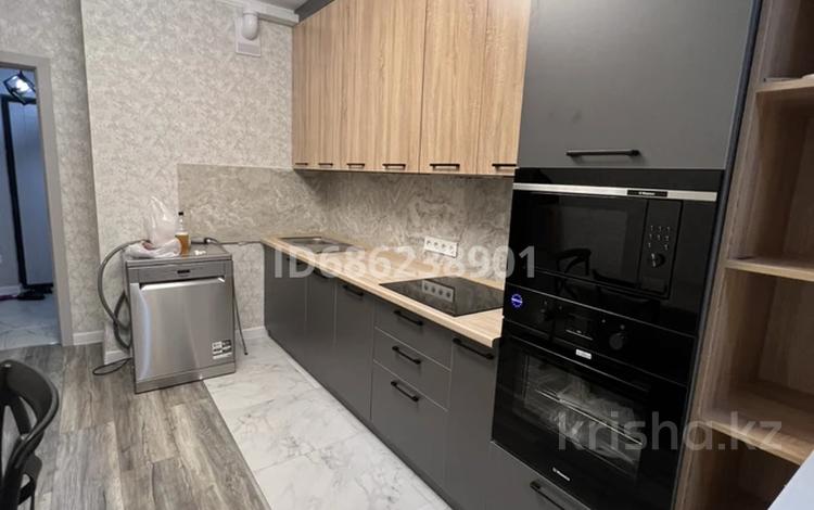 1-комнатная квартира · 40 м² · 2/13 этаж, Есенова 160/3 за 250 000 ₸ в Алматы, Жетысуский р-н — фото 2