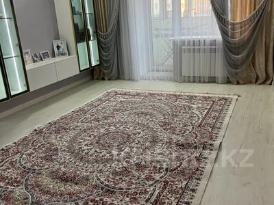 3-бөлмелі пәтер · 83 м² · 2/9 қабат, Алтын орда ш/а., бағасы: 44 млн ₸ в Актобе, мкр. Алтын орда