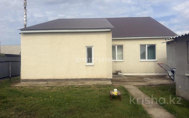Часть дома · 4 комнаты · 125 м² · 10 сот., мкр Старый Аэропорт за 80 млн ₸ в Уральске — фото 2