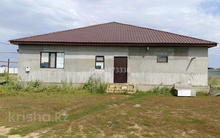 Жеке үй · 4 бөлме · 200 м² · 10 жүзд., Абая 276 — Строительный магазин Айсана, бағасы: 18 млн ₸ в  — фото 2