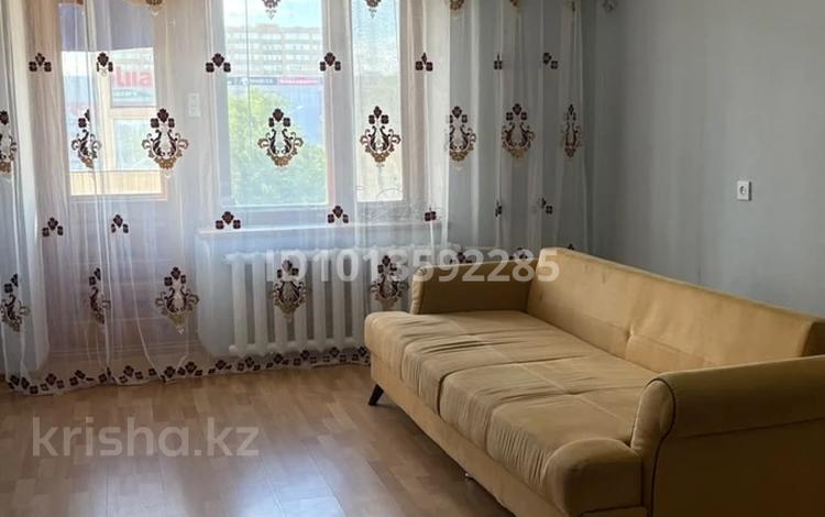 4-комнатная квартира · 90 м² · 3/5 этаж, мкр 8, Алия Молдагклова 47 за 180 000 ₸ в Актобе — фото 2