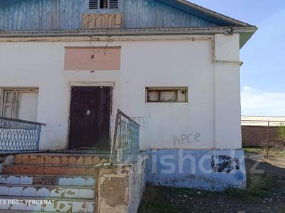 Еркін · 434.3 м², бағасы: ~ 1.8 млн ₸ в Доссор