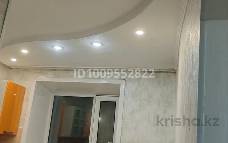 3-комнатная квартира · 55 м² · 3/5 этаж, Майкудук Улица Магнитогорск 41 дом — Остановка Колас за 13 млн ₸ в Караганде, Алихана Бокейханова р-н — фото 10