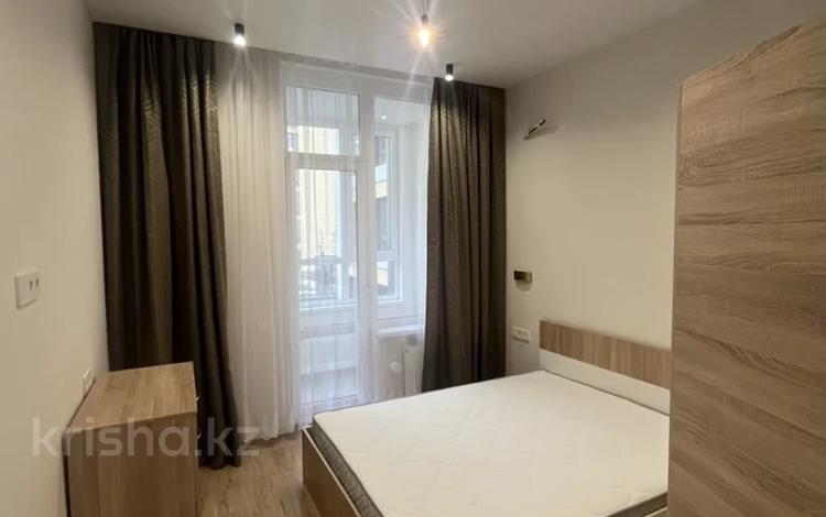 2-комнатная квартира · 65 м² · 3/10 этаж, Е 915 19 за 300 000 ₸ в Астане, Есильский р-н — фото 2