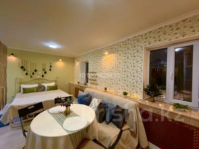 Дом · 1 комната · 40 м², Вахтангова 8 — Жандосова- Темирязева за 30 000 〒 в Алматы, Бостандыкский р-н