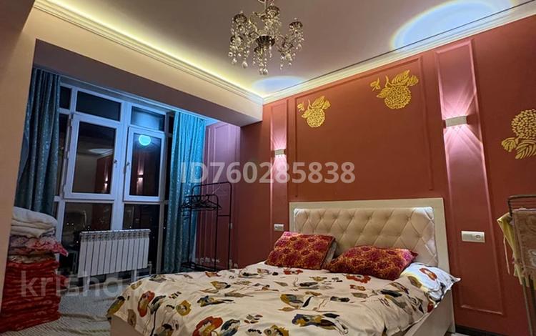 2-комнатная квартира · 60 м² · 13/13 этаж, Муратбаева 14 за 320 000 ₸ в Алматы, Алмалинский р-н — фото 2