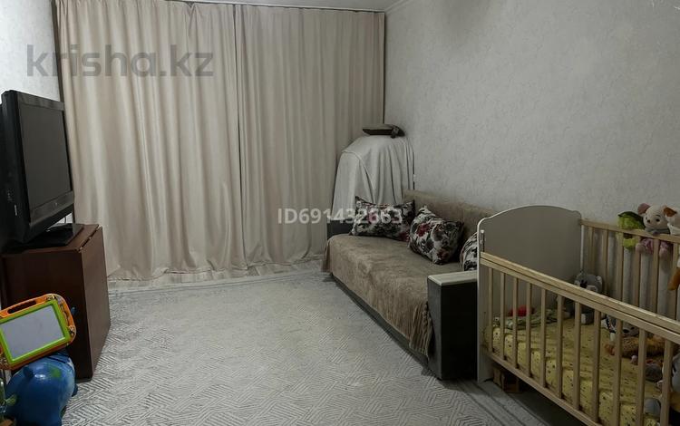 1-комнатная квартира · 31 м² · 1/5 этаж, Гагарина — 32 школа за 11 млн ₸ в Уральске — фото 2
