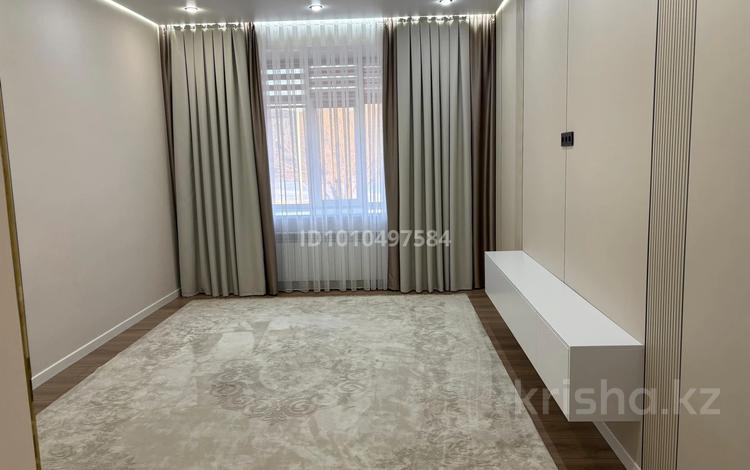 4-бөлмелі пәтер · 120 м² · 1/12 қабат, ​Улица Карбышева 15/1, бағасы: 68 млн ₸ в Караганде, Казыбек би р-н — фото 2
