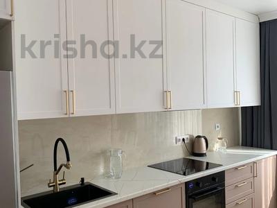 4-бөлмелі пәтер · 165 м² · 8/10 қабат, Байтурсынова 17, бағасы: 125.6 млн ₸ в Астане, Сарайшык р-н