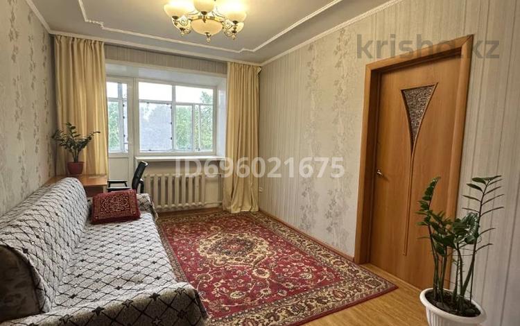 3-комнатная квартира, 50 м², 4/5 этаж, Сатпаева — ДК 