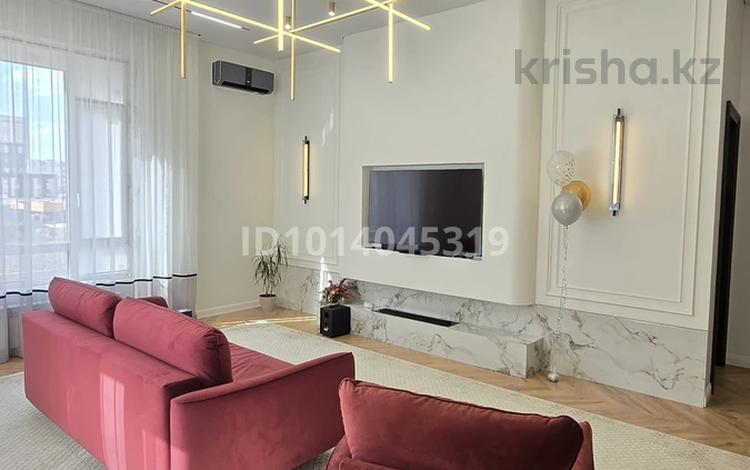 4-комнатная квартира · 190 м² · 1/2 этаж, мкр. Алтын орда 357 за 139.5 млн ₸ в Актобе — фото 2