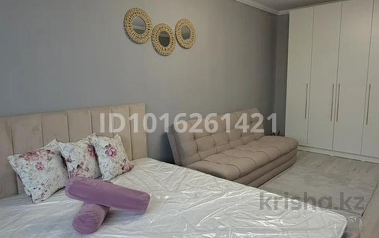 1-комнатная квартира · 36 м² · 9/9 этаж, Райымбека 275 — Район Халык Арена (Восточка) за 200 000 ₸ в Алматы, Медеуский р-н — фото 2