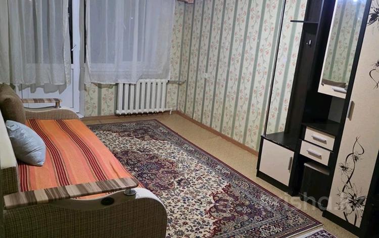 1-комнатная квартира · 32 м² · 5/5 этаж, 3микр 14 за 130 000 ₸ в Конаеве — фото 2