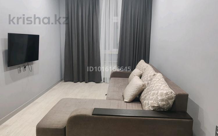 2-комнатная квартира · 86.6 м² · 7/17 этаж, 17-й мкр 23 за 250 000 ₸ в Актау — фото 2