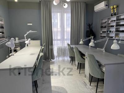 Магазины и бутики, салоны красоты, кабинеты и рабочие места, студии · 27 м² за 120 000 ₸ в Алматы, Бостандыкский р-н