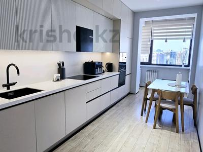 4-комнатная квартира · 176 м² · 12/13 этаж, мкр Самал за 210 млн ₸ в Алматы, Медеуский р-н