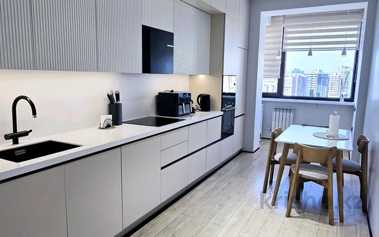 4-комнатная квартира · 176 м² · 12/13 этаж, мкр Самал за 210 млн ₸ в Алматы, Медеуский р-н — фото 11