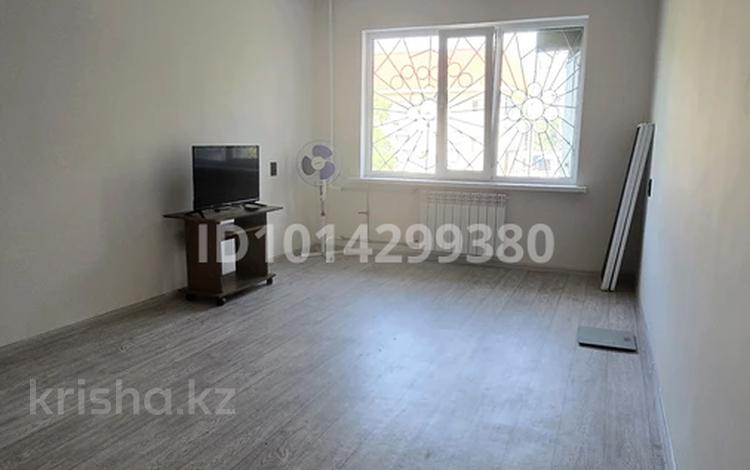 2-комнатная квартира · 43 м² · 2/5 этаж, Ауэзова 65 — Шевченко за 350 000 ₸ в Алматы, Алмалинский р-н — фото 2