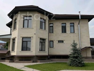 Отдельный дом · 9 комнат · 575 м² · 10 сот., мкр Баганашыл за 450 млн ₸ в Алматы, Бостандыкский р-н