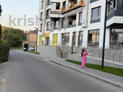 Свободное назначение, офисы, магазины и бутики, склады, салоны красоты, фитнес и спорт, медцентры и аптеки, образование, развлечения, конференц-залы, кабинеты и рабочие места, студии · 147 м² за 1.2 млн ₸ в Алматы, Медеуский р-н