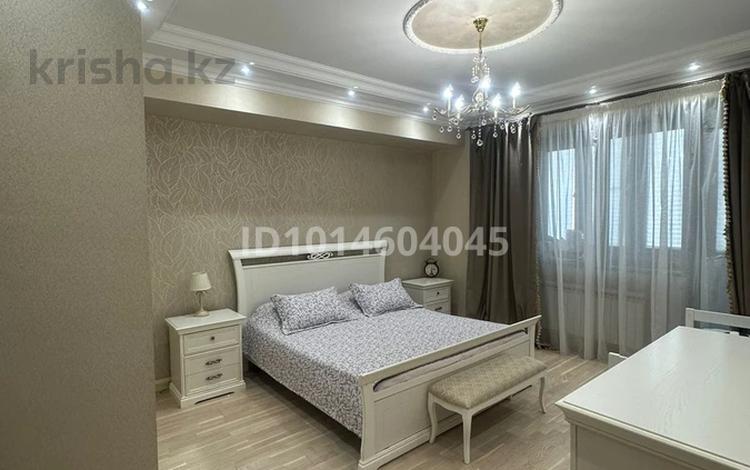 3-бөлмелі пәтер · 90 м² · 3/13 қабат, Ходжанова 77 — Ергожина, бағасы: 82 млн ₸ в Алматы, Бостандыкский р-н — фото 2