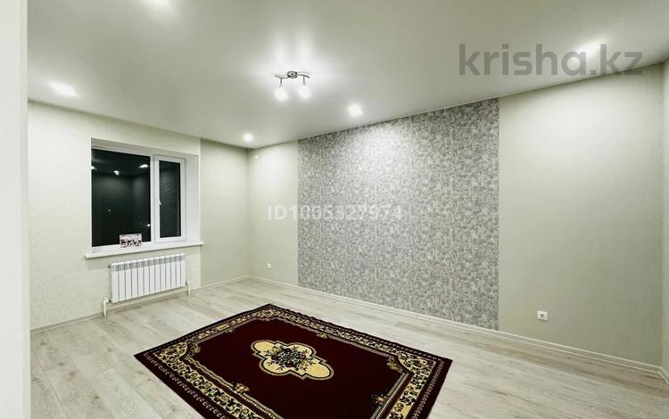 1-бөлмелі пәтер · 55 м² · 5/5 қабат, мкр. Алтын орда 360А, бағасы: 140 000 〒 в Актобе — фото 2