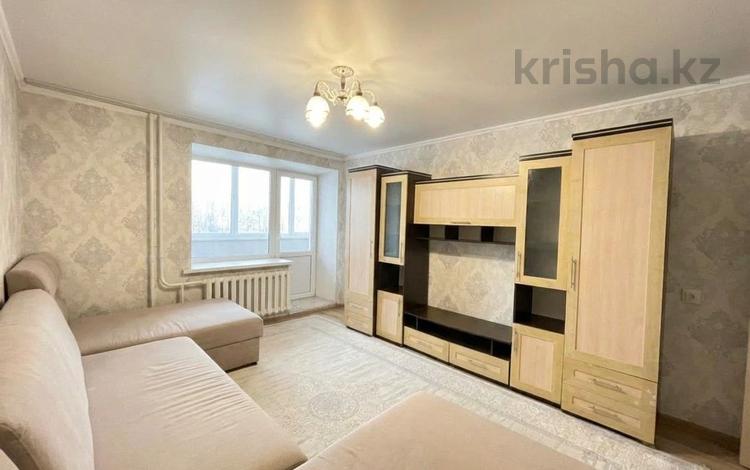 3-комнатная квартира · 64.3 м² · 3/9 этаж, Кизатова за 30 млн ₸ в Петропавловске — фото 2
