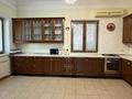 Отдельный дом · 4 комнаты · 260 м² · 10 сот., Фонвизина 26 за 1.7 млн ₸ в Алматы, Медеуский р-н