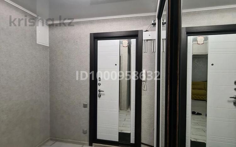 3-комнатная квартира · 85 м² · 3/5 этаж, Майлина — Аква Парк Осьминог Ледовый дворец за 22 000 ₸ в Костанае — фото 9