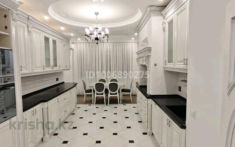 3-бөлмелі пәтер · 200 м² · 21/21 қабат, Аль-Фараби 21 — Аль фараби, бағасы: 1.5 млн ₸ в Алматы, Бостандыкский р-н — фото 8