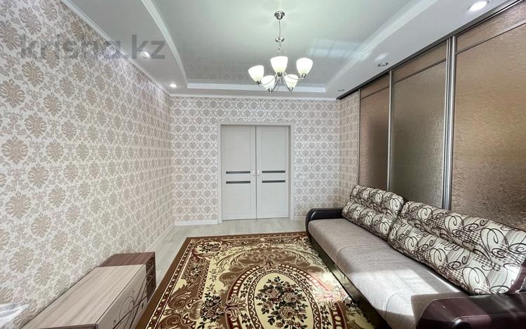 2-комнатная квартира · 70 м² · 3/5 этаж · помесячно, мкр Жана Орда 4а