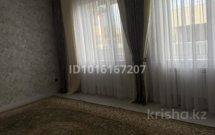 Дом · 4 комнаты · 165 м², Речникова 7 за 80 000 ₸ в Конаеве — фото 2