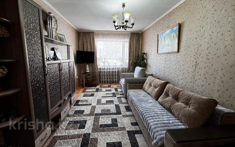 2-бөлмелі пәтер · 53 м² · 1/6 қабат, Камзина 18, бағасы: 13.2 млн ₸ в Аксу — фото 2