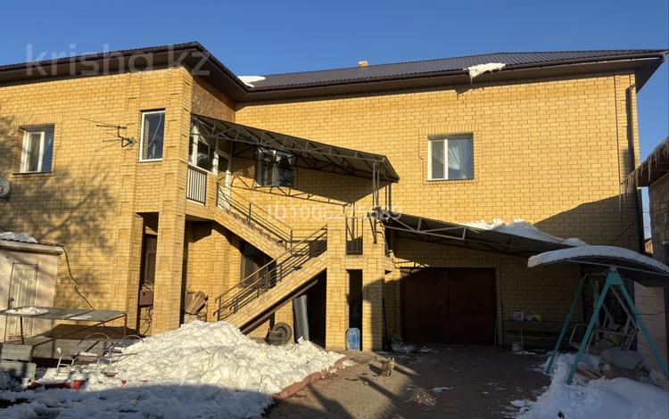Отдельный дом · 4 комнаты · 237.5 м² · 5 сот., Камзина 203 — Теплова за 60 млн 〒 в Павлодаре — фото 2