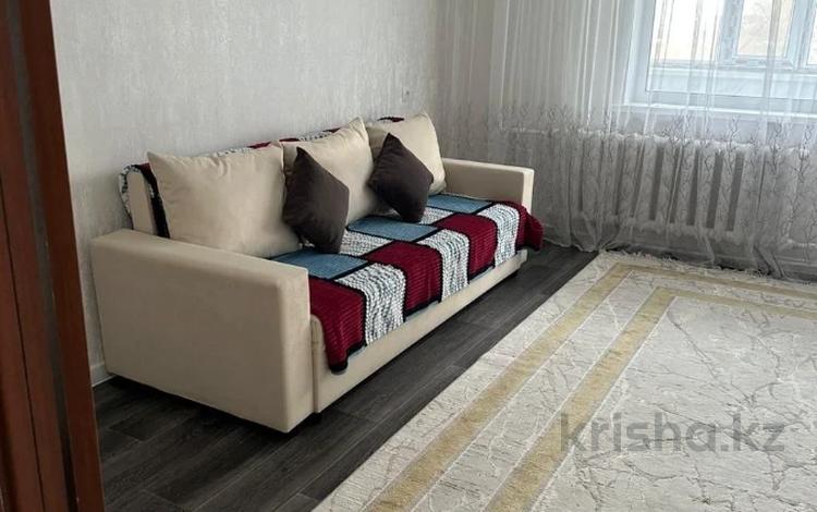 2-бөлмелі пәтер · 54 м² · 5/10 қабат, мкр Юго-Восток, Мкр Степной 3 3/10, бағасы: 180 000 ₸ в Караганде, Казыбек би р-н — фото 2
