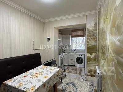 3-комнатная квартира · 70 м² · 2/5 этаж, 15-й мкр за 20 000 ₸ в Актау