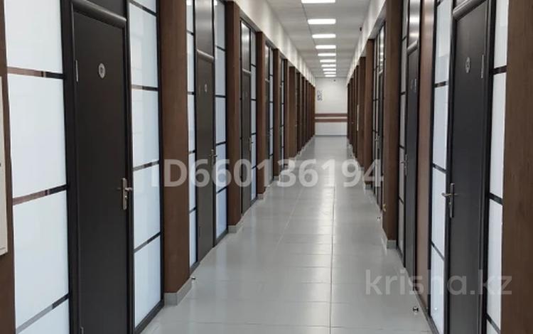 Офисы • 30 м² за 99 000 〒 в Караганде, Казыбек би р-н — фото 3