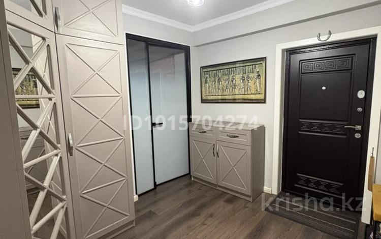 3-комнатная квартира · 100 м² · 7/10 этаж, мкр №3 19 за 90 млн ₸ в Алматы, Ауэзовский р-н — фото 2